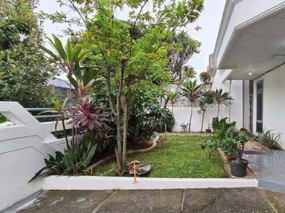 Disewakan Rumah Cantik Di Kebon Jeruk Jakarta Barat