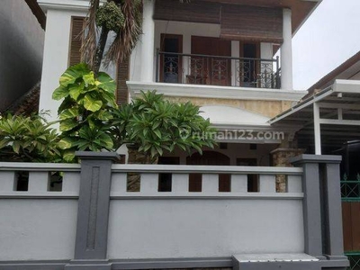 Rumah 2 Lantai Furnished Di Renon Denpasar selatan Bali