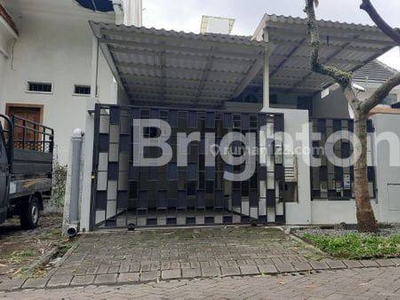 Rumah 2 Lantai Siap Huni Bagus Dekat Binus Araya Baru Renovasi