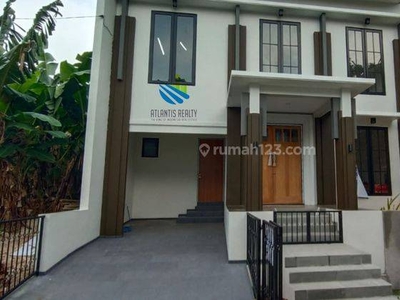 Rumah Bagus 2 Lantai Brand New Sektor 9 Bintaro Tangerang Selatan