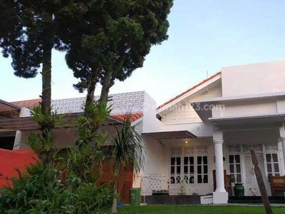 Rumah Bagus Terawat View Kota Bandung Resort Dago Pakar