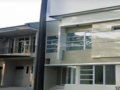 Rumah Luas 3 Lantai Harga Terbaik di Tangerang Siap Kpr J18607