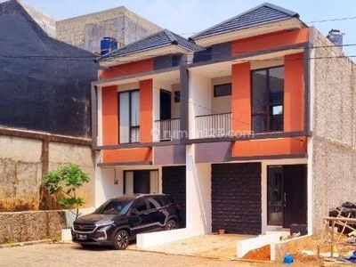 Rumah Minimalis Modern 2 Lantai 3 Kt di Sekitar Bintaro Jaya SHM