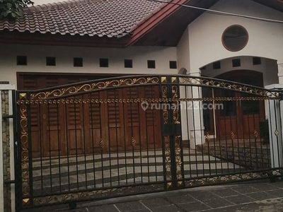 Rumah Unfurnished SHM di Pondok Pekayon Indah, Bekasi