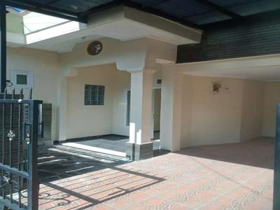 Rumah dijual siap huni 1,5 lalti dkt kampus UIN Cipadung cibiru Bdg