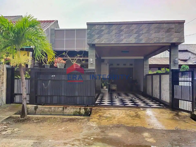 BANTING HARGA Rumah 2 Lantai di Karang Pawitan