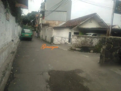 Dijual Cepat Lokasi Bagus Hitung Tanah Belakang Rumah Mode Setiabudi