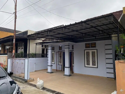 Dijual murah Rumah lokasi lr. zurriyah dpn Hermina