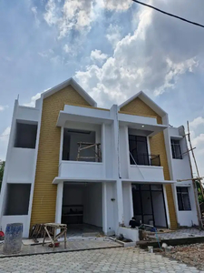 DIJUAL RUMAH CLUSTER 2 LANTAI STRATEGIS BEBAS BANJIR