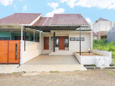 Dijual Rumah di Bukit Petro Sawangan village