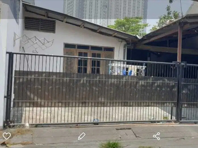 Dijual Rumah Gudang Jalan Semampir Tengah 1 Lantai Siap Pakai