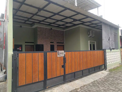 Dijual Rumah Siap Huni Berlokasi di Cikunir, Jakasetia, Bekasi Selatan