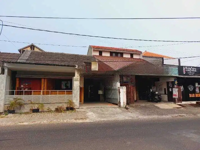 Disewakan Rumah Usaha di Area Komersil Bintaro