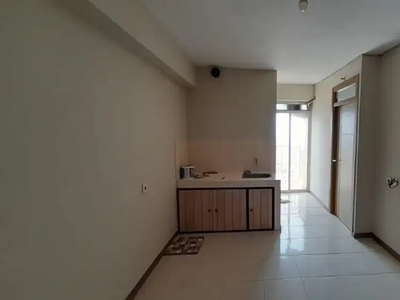 DISEWAKAN TIPE 2 BR APARTEMEN GREEN PALM RESIDENCE/GRAND PALM