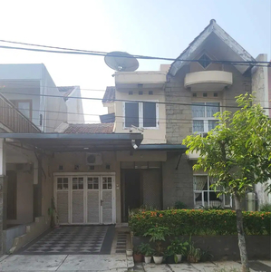 Ejje. Rumah Dijual di Cluster Meadow Green Lippo Cikarang