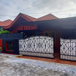 Jual BU Rumah Full Perabot di Jalan Taman Karya - Panam