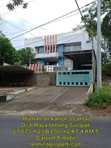 Kantor dan Rumah 3 Lt di Jl Raya Untung Suropati Kalipancur Ngaliyan