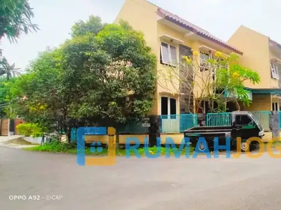 rumah 2 lantai istimewa seturan jalan aspal lebar area kampus