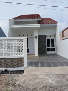 Rumah Baru Siap Huni Tengah Kota Depan Superindo Wolter Monginsidi