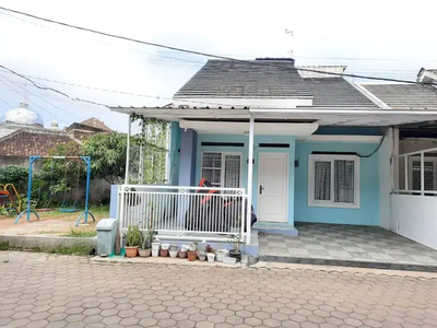 Rumah Cantik Cluster Cisaranten Residence Arcamanik Strategis SiapHuni