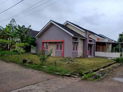 Rumah dekat Harapan Indah Luas Tanah 154 m2 Hubungi#082124800085