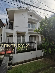 Rumah dg halaman luas asri sektor 5 Bintaro lantai 2 (11242)