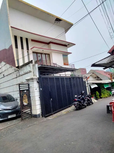 Rumah Eklusive Dan Bagus Disewakan Dikawasan Duren Tiga Jakarta Selata