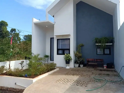 Rumah minimalis modern di bandung timur Cibiru Cileunyi, dkt jln raya