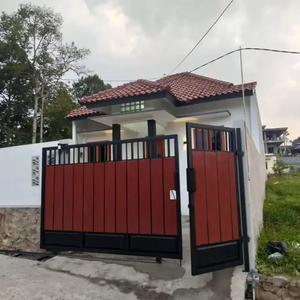 Rumah murah dekat unnes gunungpati DP 0%