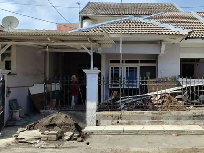 RUMAH RUNGKUT MAPAN BARU RENOVASI SELANGKAH KE MERR, YAKAYA ,EXIT TOL