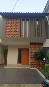 Rumah Siap Huni Di Cipayung Jakarta timur
