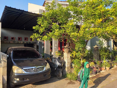 Rumah Tua Hitung Tanah Sawunggaling Banyumanik Semarang