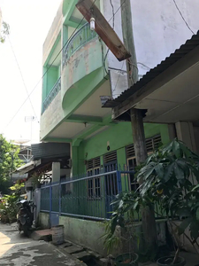 Rumah villa jalan Sei kera simpang Thamrin 6 x 15 m