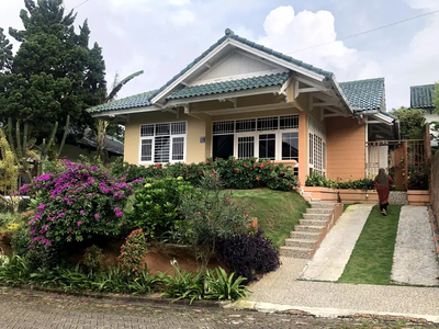 Villa Rapih Terawat Siap Huni Lokasi Strategis di Lotus Puncak
