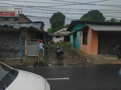 Di jual Tanah seluas 864 M² (SHM). Persis di pinggir Jalan Raya Bogor.