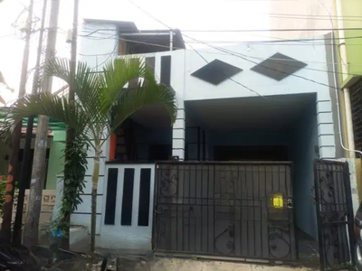 Dijual Rumah 1 1/4 Lantai di Taman Harapan Baru, Bekasi