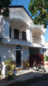Dijual rumah dijantung kota Mataram tingkat 2