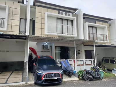 Dijual Rumah Strategis Cluster The Oasis at Bintaro