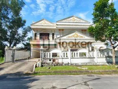 Dijualkan Rumah Istana Bukit Indah Sukajadi Rumah Mewah 2 Lantai Siap