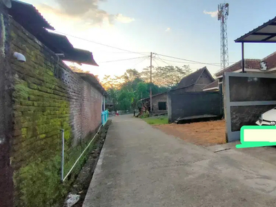 Rumah 2 Lantai Siap Huni Dekat Jalan Mayor Unus Magelang