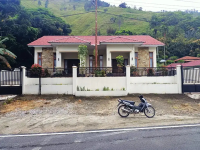 Rumah dijual dengan harga murah nego