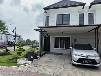 Rumah Mansion Nine Surabaya 2 Lantai Hadap Selatan Semi Furnish