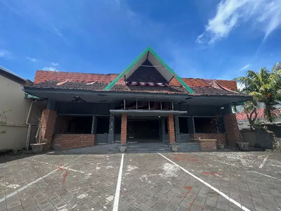 Tanah Restaurant Cok Agung Tresna Denpasar Bali