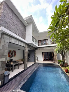 Villa Cantik Lantai 2 Siap Huni di Kerobokan Bali