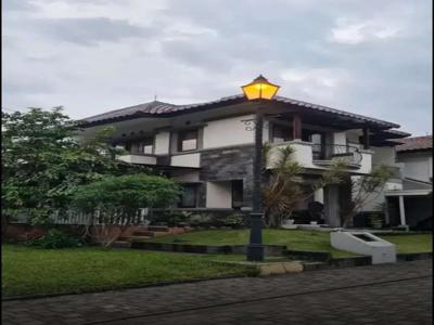 **DIJUAL RUMAH MEWAH KOTA BARU PARAHYANGAN**