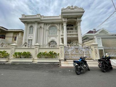 DIJUAL Rumah Super Mewah Daerah Griya Riatur Inti Kota Medan