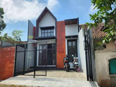 Rumah Baru 1.5 Lantai di Candi Prambanan Manyaran Kalipancur Semarang