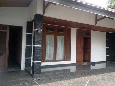 Dijual Rumah Bagus Di Jl Rengas Raya Bintaro Jakarta Selatan