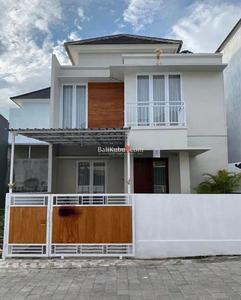AMR-119.SAS.CM55 For Yearly Rent House 3-BR Jl. Cepaka Munggu Badung