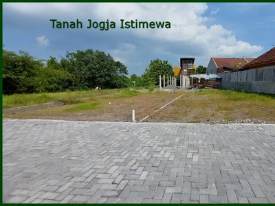 Dekat Stadion Maguwoharjo Dijual Tanah di Jl. Raya Pasekan Sleman